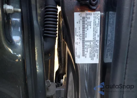 2016 Ford Focus Se z USA, uszkodzony, nr VIN 1FADP3K27GL358224